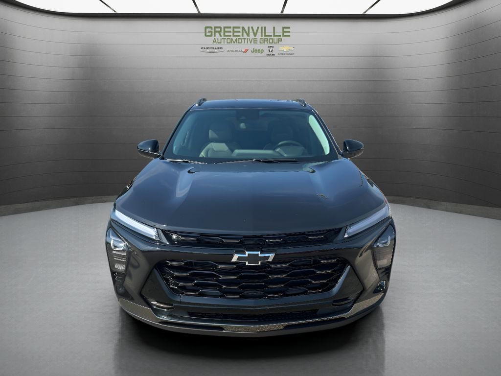 New 2026 Mosaic Black Metallic Chevrolet ACTIV image 2