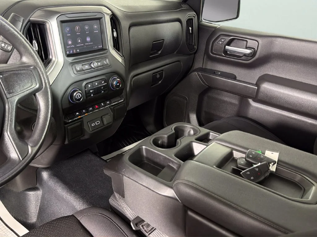 Used 2025 Summit White Chevrolet WT image 36