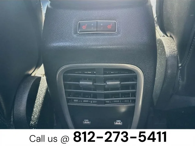 Used 2019 White Lincoln Select image 26