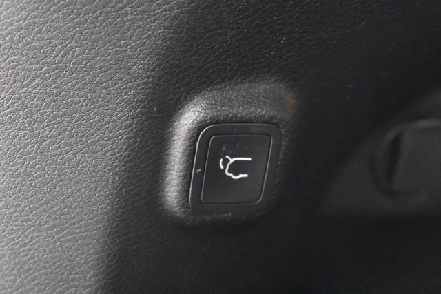 2022 Jeep Cherokee Latitude Lux - Photo 21