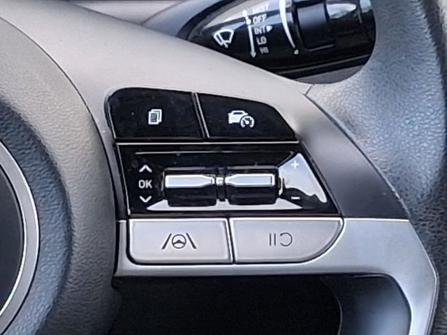 Used 2024 Blue Hyundai SEL image 10