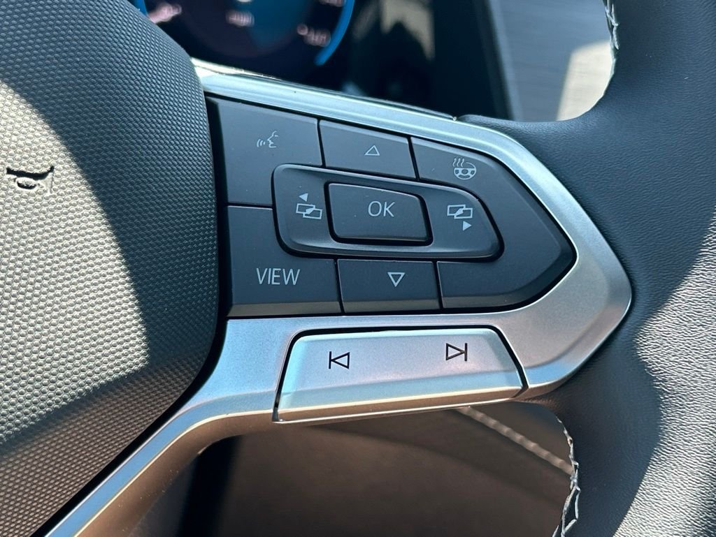 New 2026 Blue Volkswagen 2.0T SE w/Technology image 29