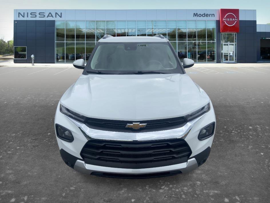 Used 2023 Summit White Chevrolet LT image 2
