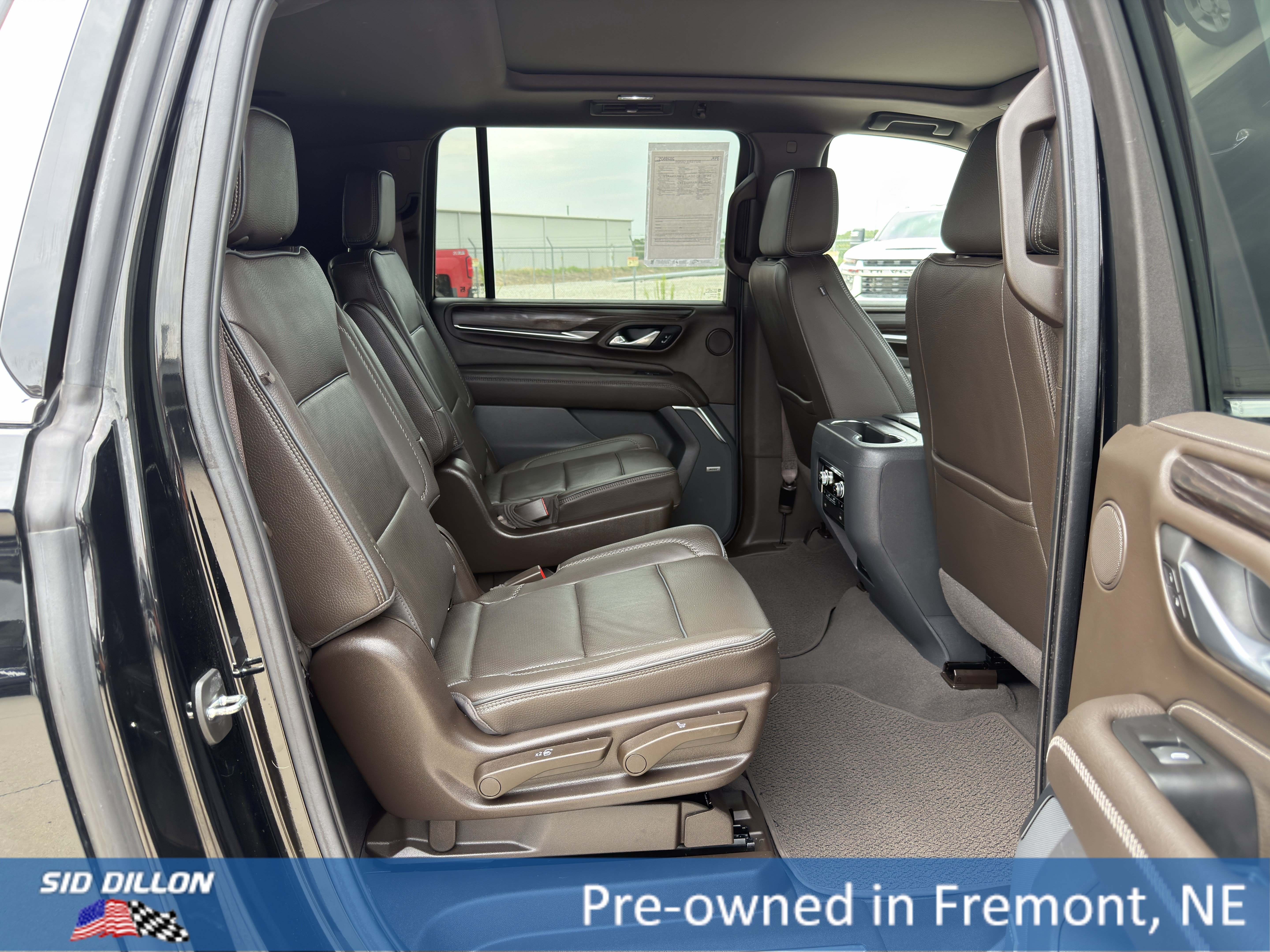 Used 2022 Onyx Black GMC Denali image 21
