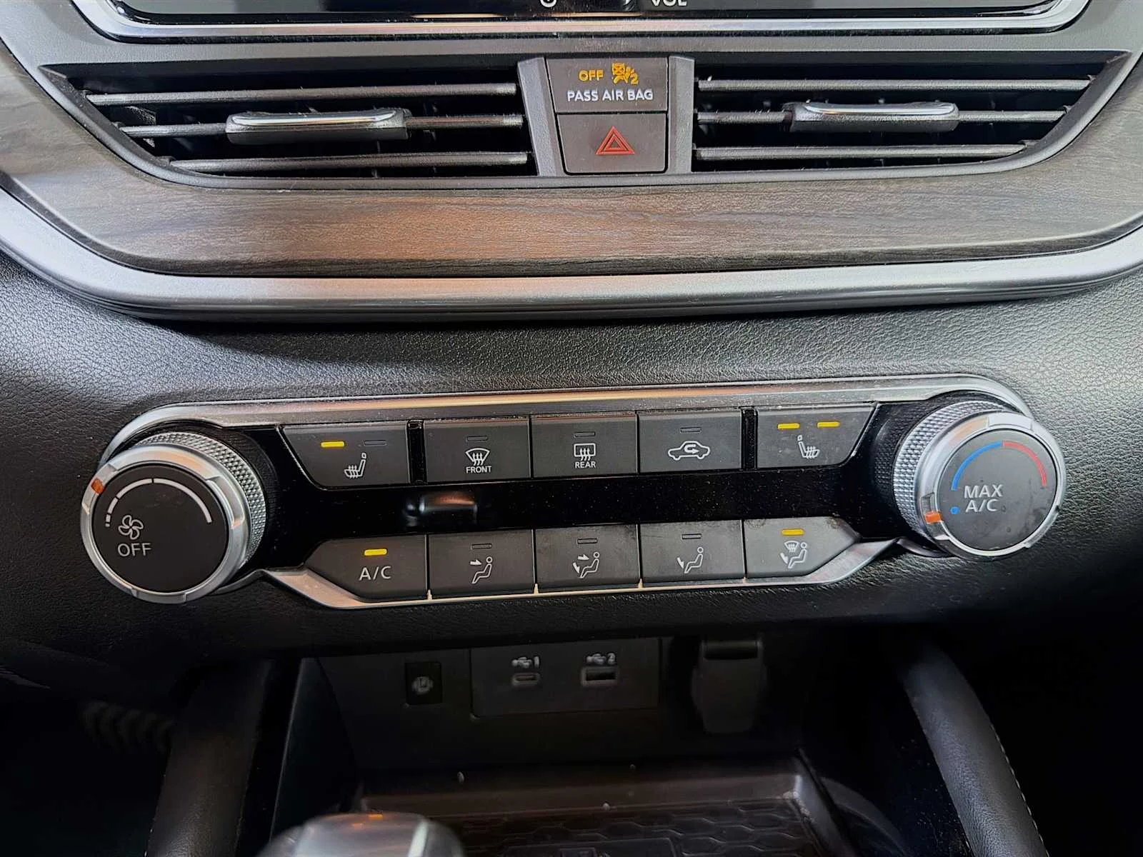 Certified Used 2023 Super Black Nissan 2.5 SV image 13