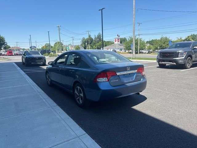 Used 2011 Blue Honda LX image 5
