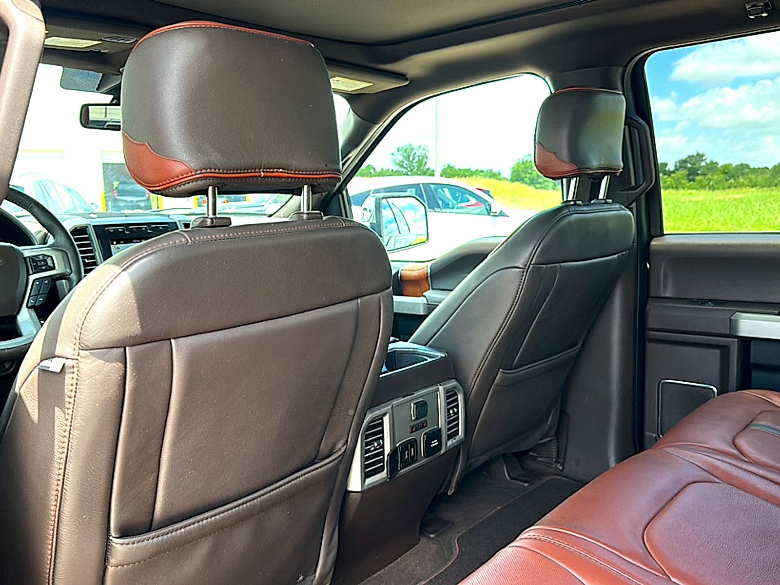 Used 2018 Guard Metallic Ford King Ranch image 18