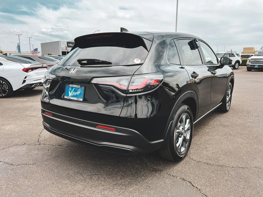 2026 Honda HR-V LX - Photo 6