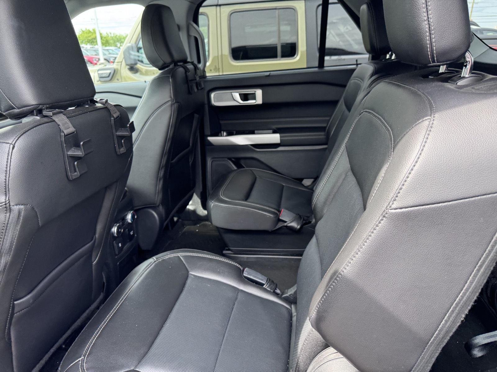 Used 2022 Agate Black Ford Limited image 9