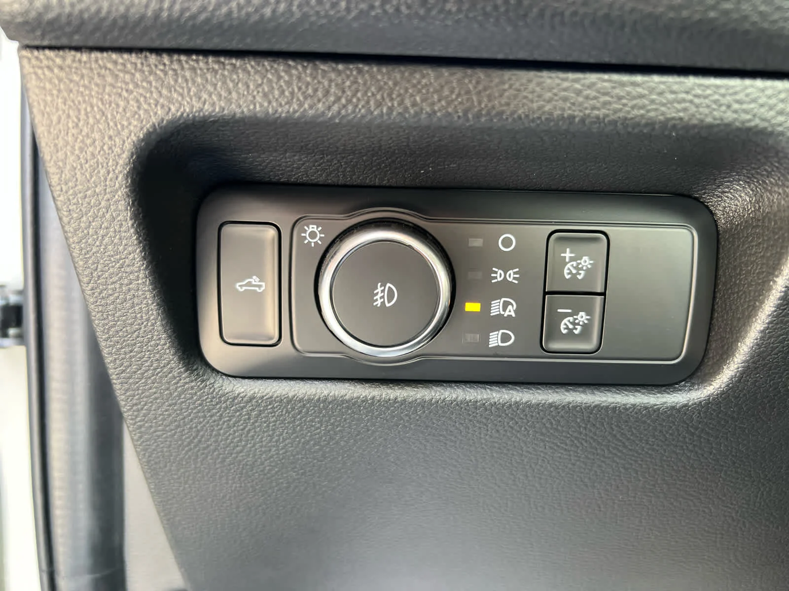 New 2025 Desert Sand Ford LARIAT image 11