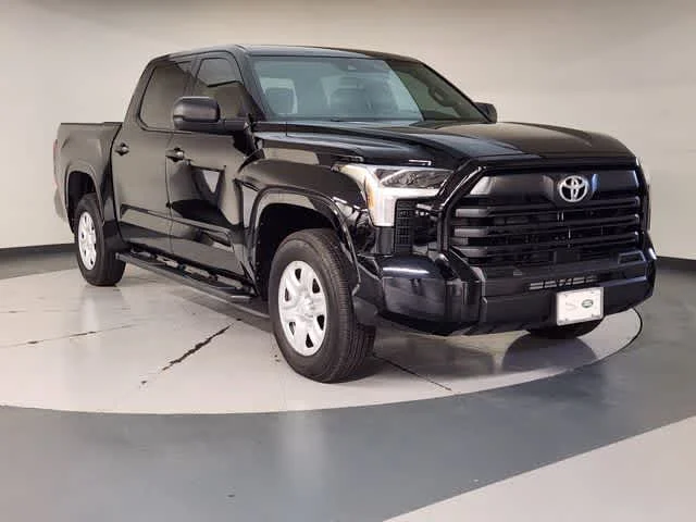 Used 2026 Midnight Black Metallic Toyota SR image 7
