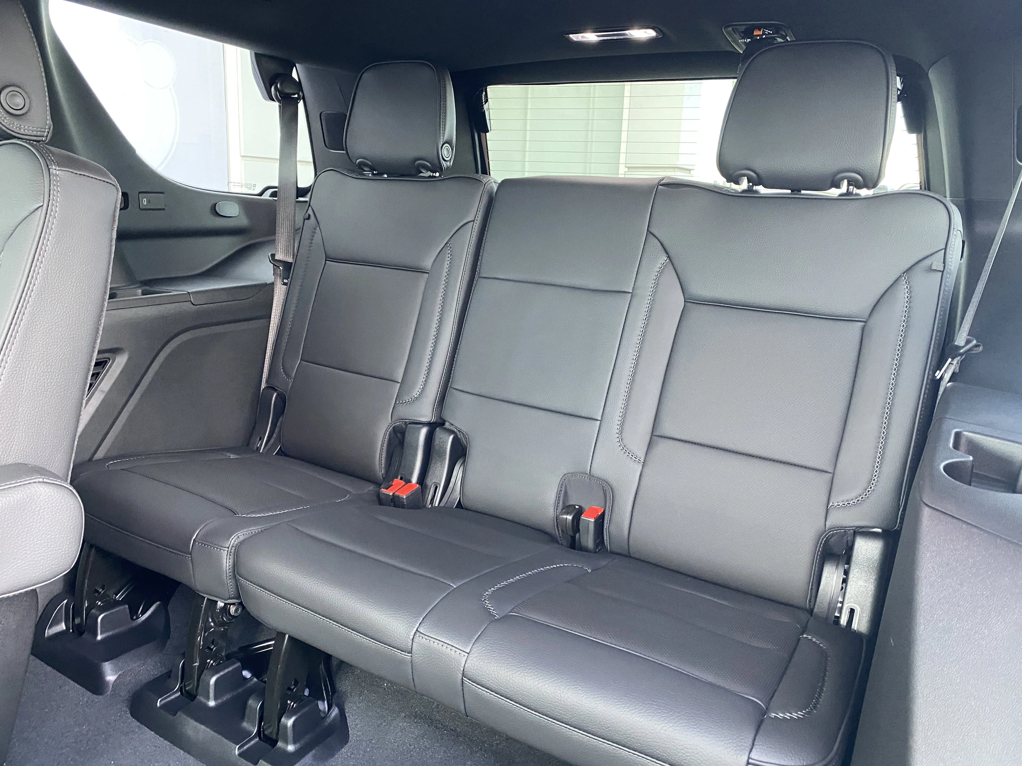 New 2026 GLACIER WHITE TRICOAT GMC Denali image 29
