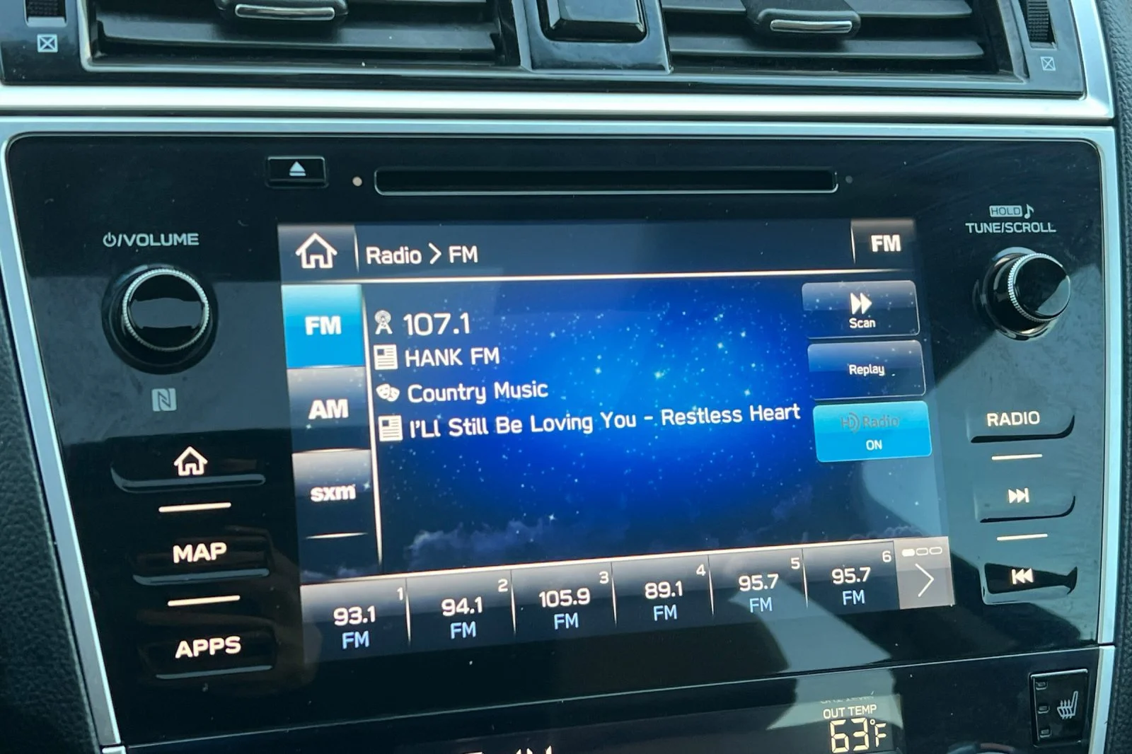 Used 2018 Dark Blue Pearl Subaru Limited image 19