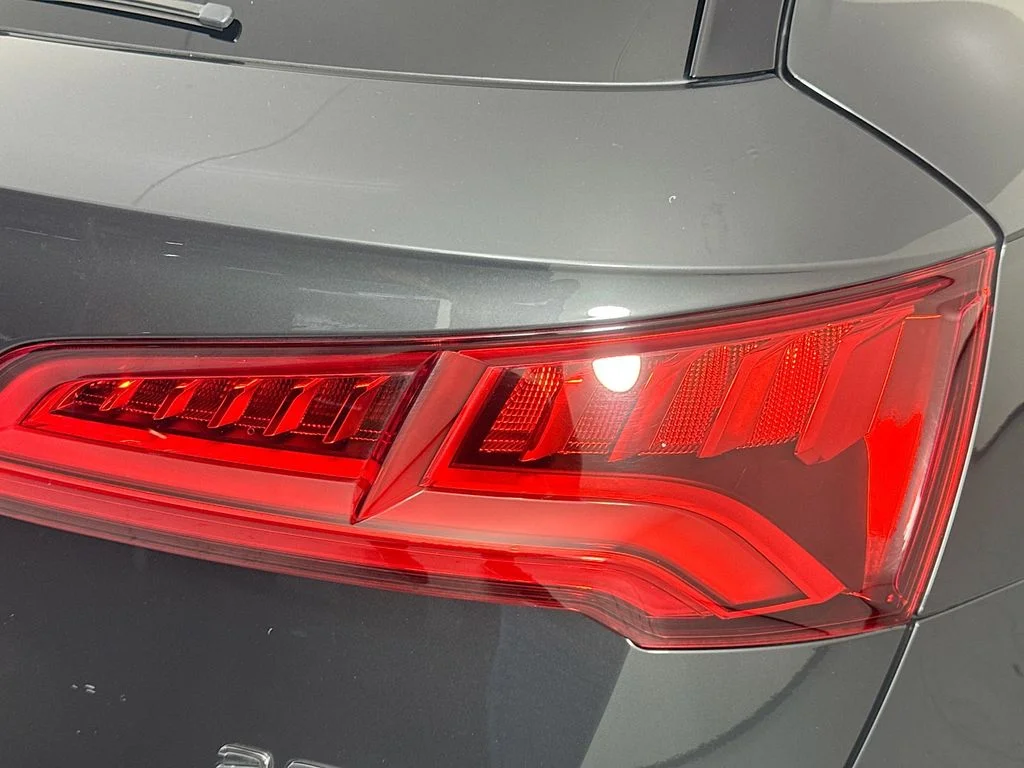 Used 2018 Gray Metallic Audi 2.0T Premium Plus image 36