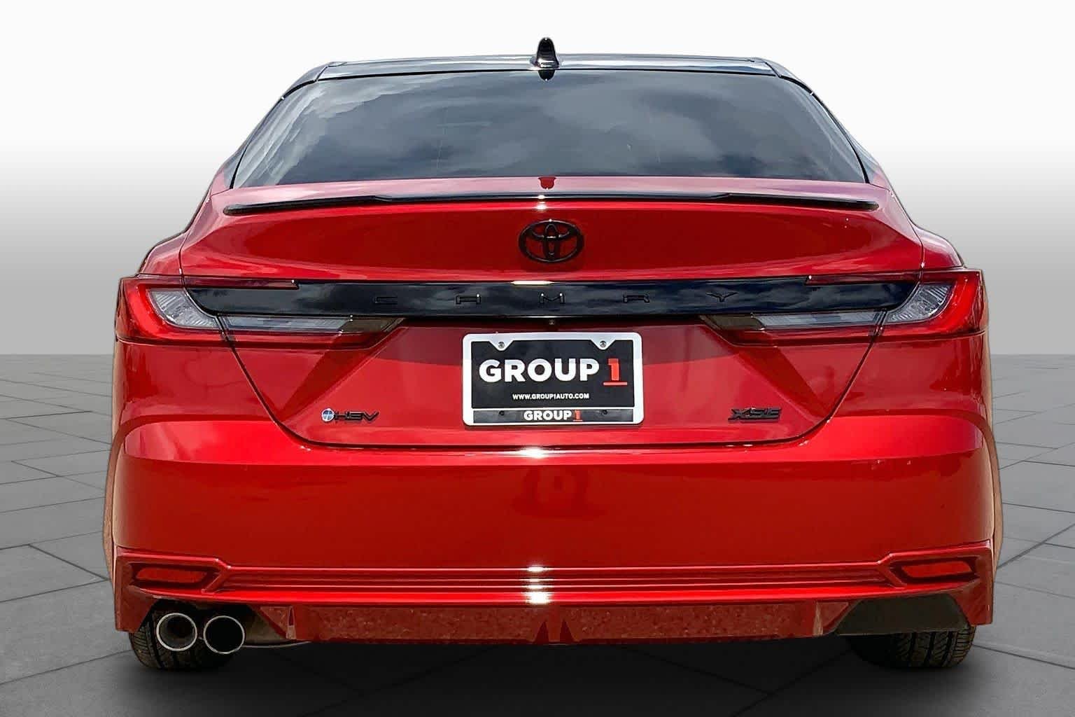 Used 2025 Supersonic Red/Midnight Black Metallic Toyota XSE image 5