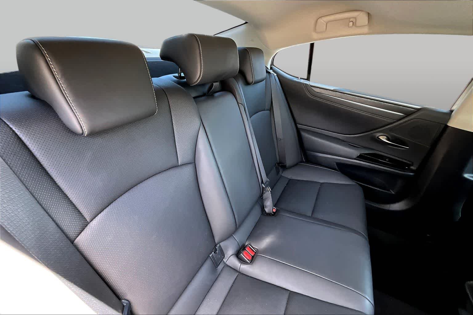Certified Used 2022 EMINENT WHITE PEARL Lexus  image 20