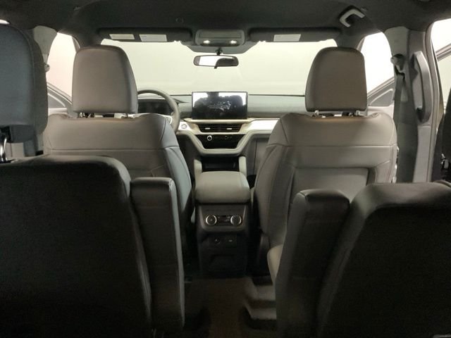 New 2027 Agate Black Metallic Ford Active image 29
