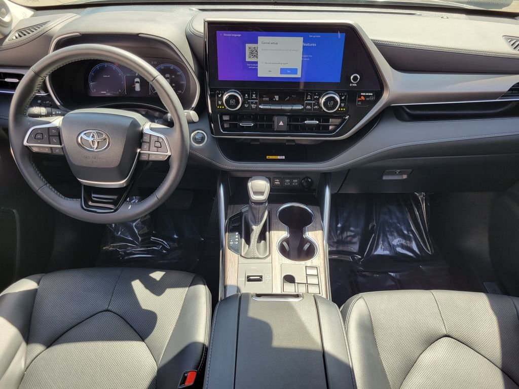 Used 2024 Gray Toyota Limited image 8