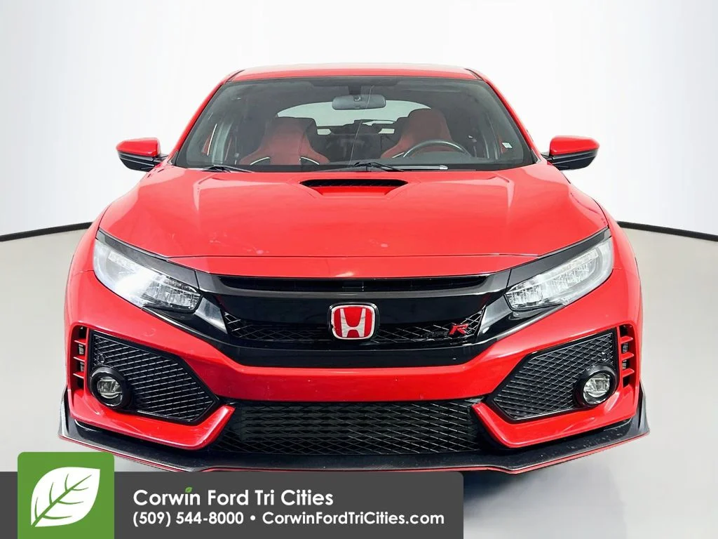 Used 2019 Rallye Red Honda Touring image 4
