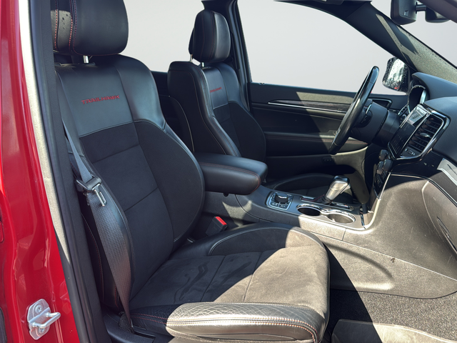 Used 2021 Red Jeep Trailhawk image 26