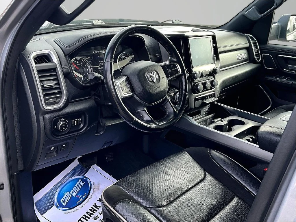 Used 2022 Silver Ram Laramie image 15