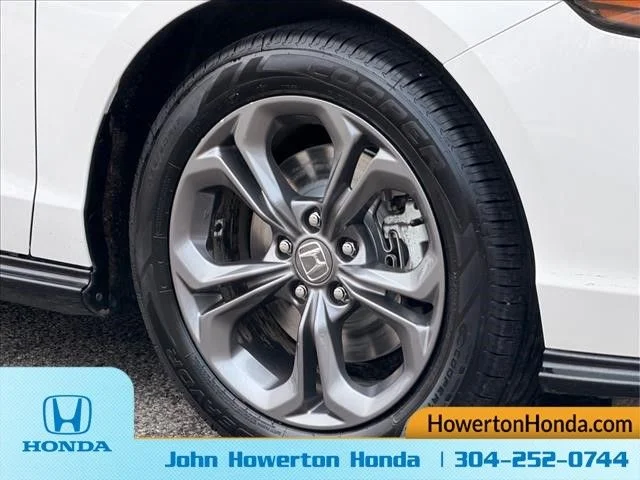 Used 2023 White Honda EX-L image 28