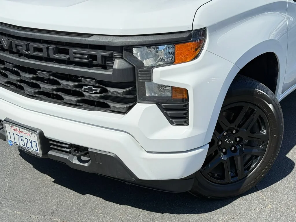 Used 2023 SUMMIT WHITE Chevrolet Custom image 3