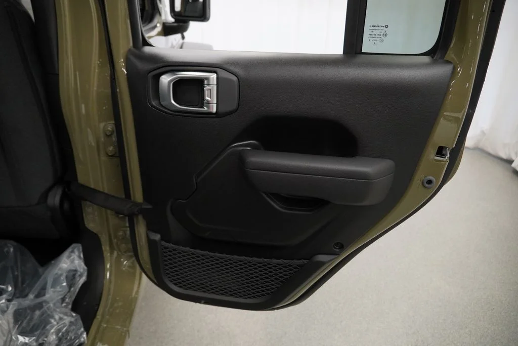 New 2027 41 Paint Jeep Sport image 32