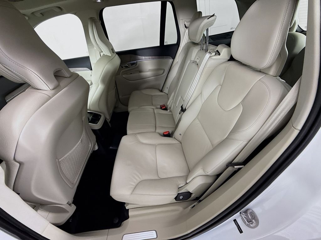 Used 2024 White Volvo T8 Plus Bright Theme 7 Passenger image 24
