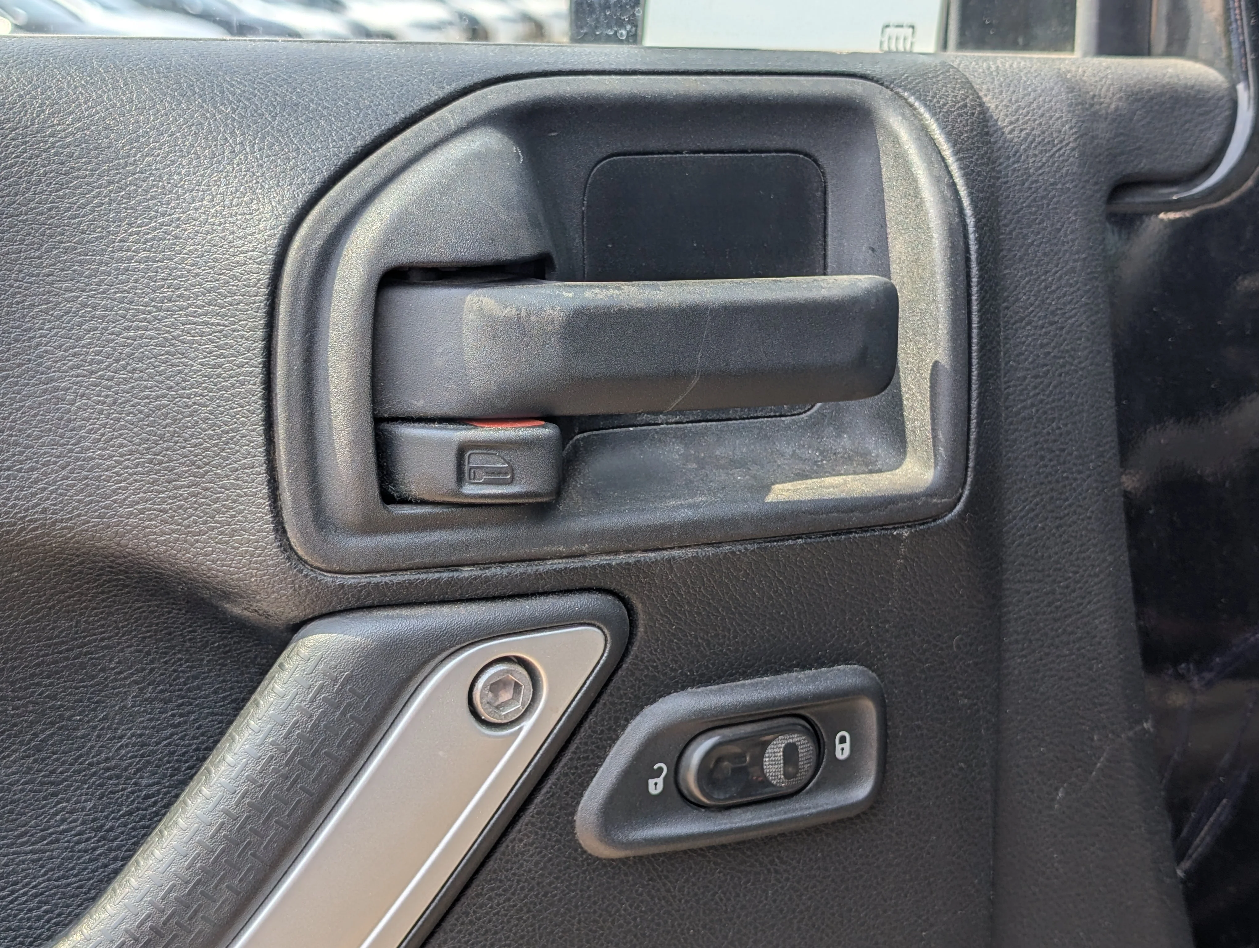 Used 2013 Black Jeep Sahara image 15