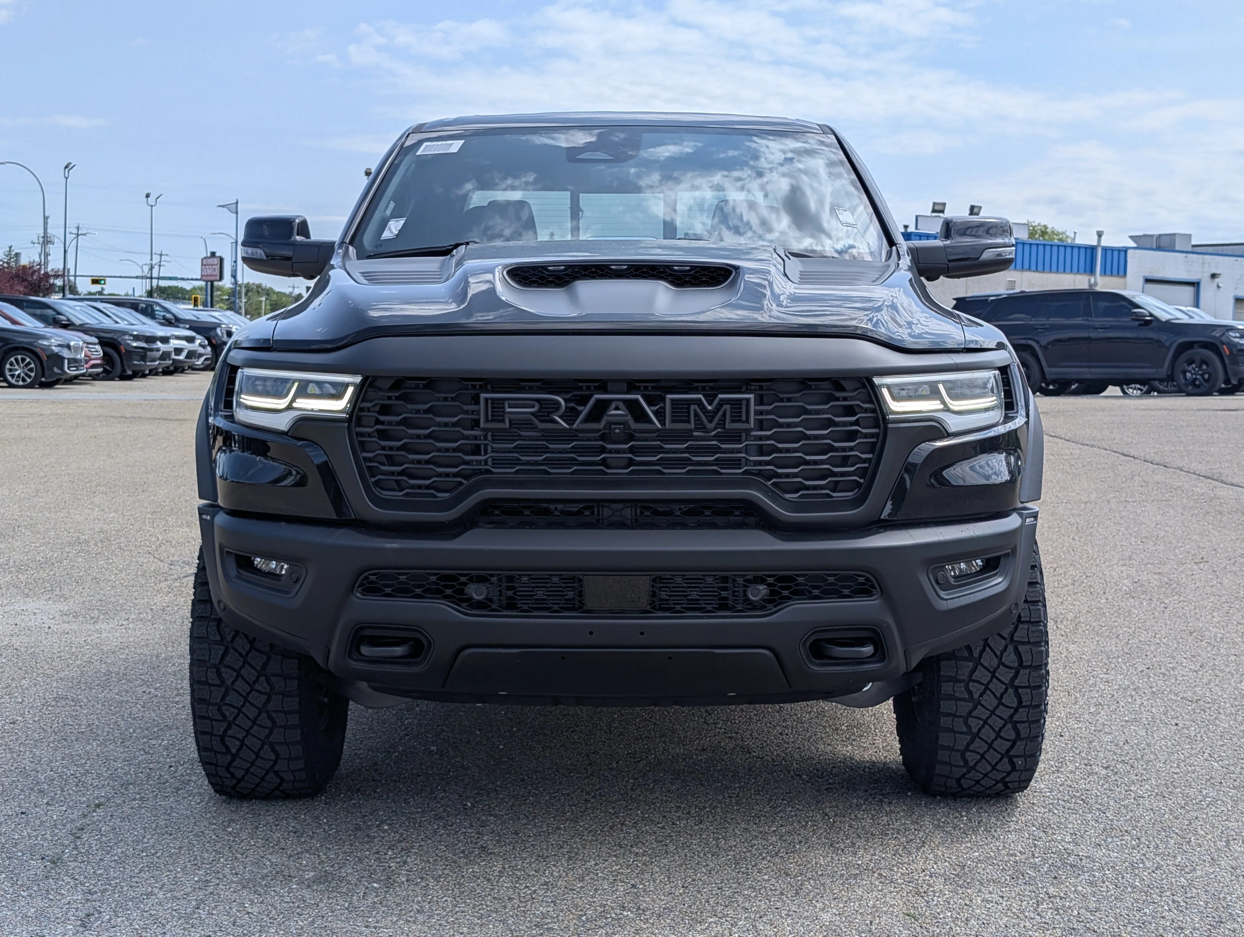 New 2026 Diamond Black Crystal Pearl Ram RHO image 10