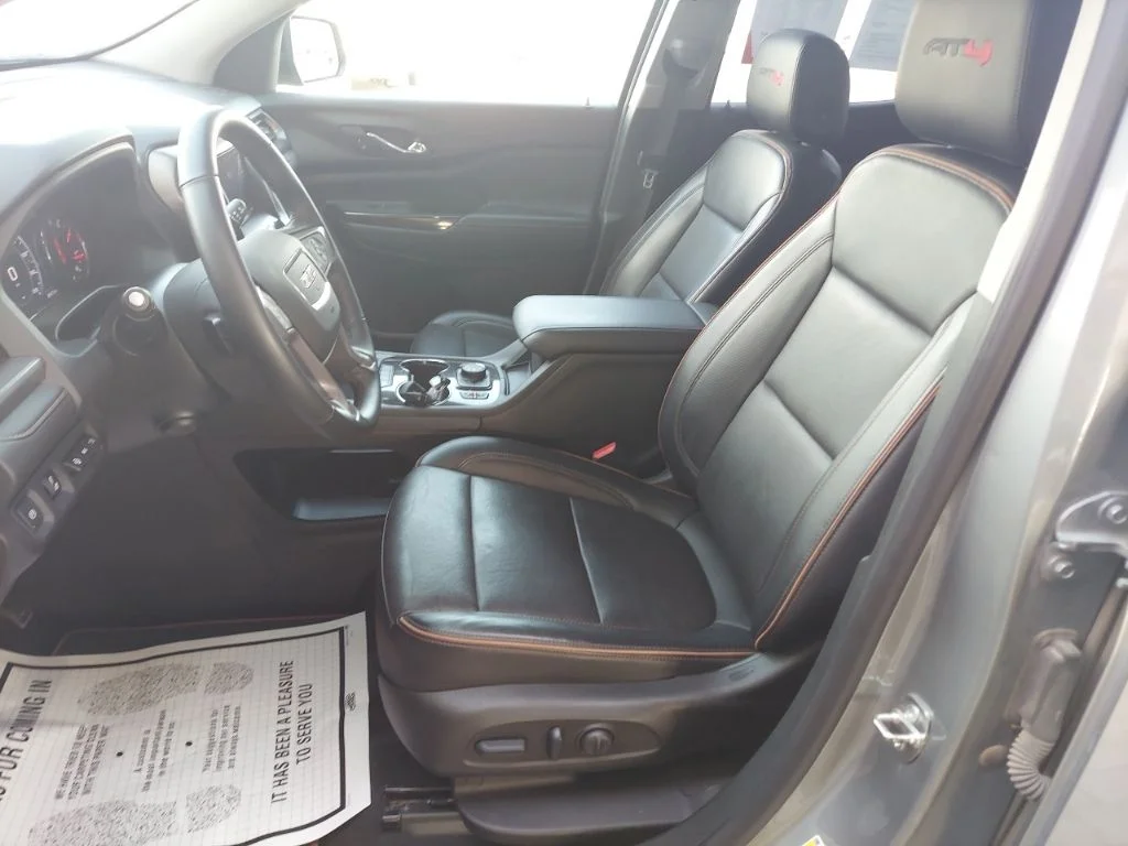 Used 2023 Silver GMC AT4 image 17