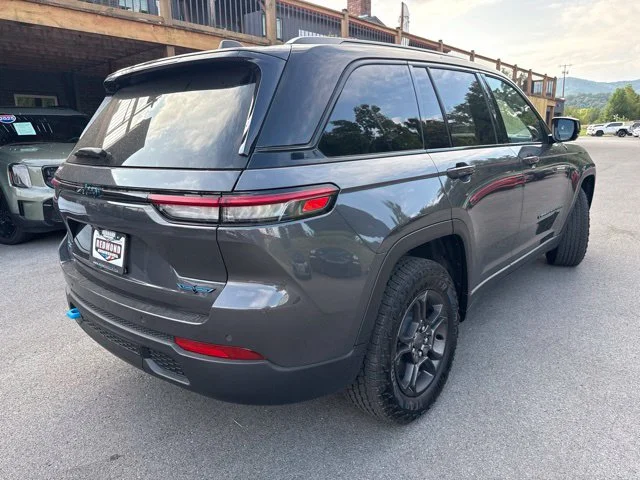 2024 Jeep Grand Cherokee Trailhawk 4xe - Photo 8