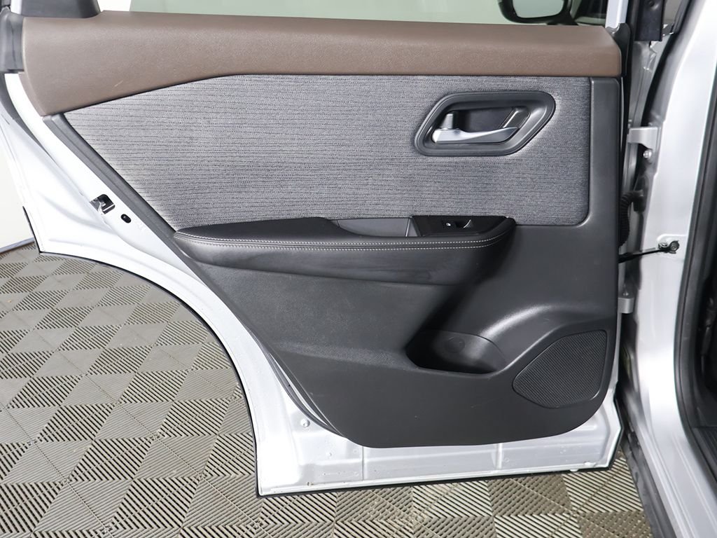 Used 2023 Silver Nissan SV image 21