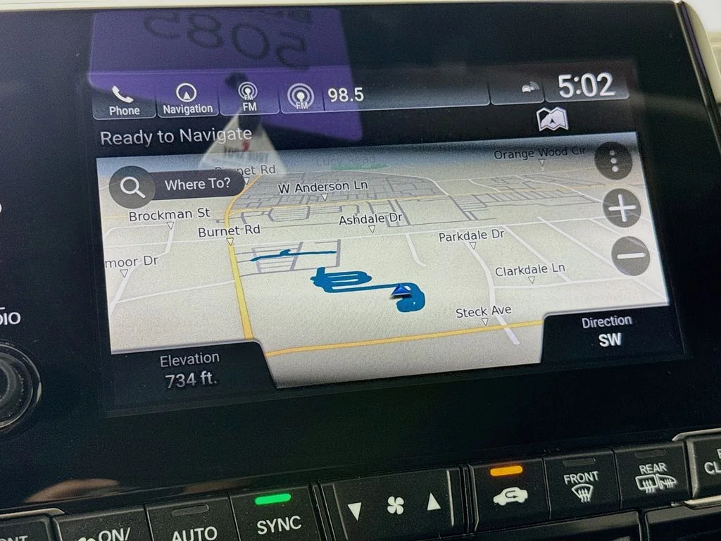 Used 2018 Silver Honda Touring image 15