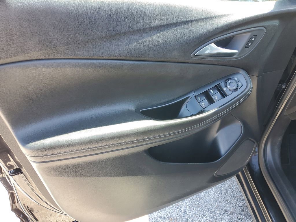 Used 2024 Ebony Twilight Metallic Buick Preferred image 16
