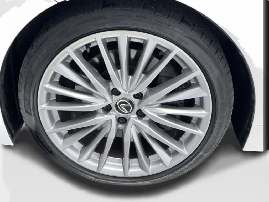 Used 2024 White Lexus 300 image 13