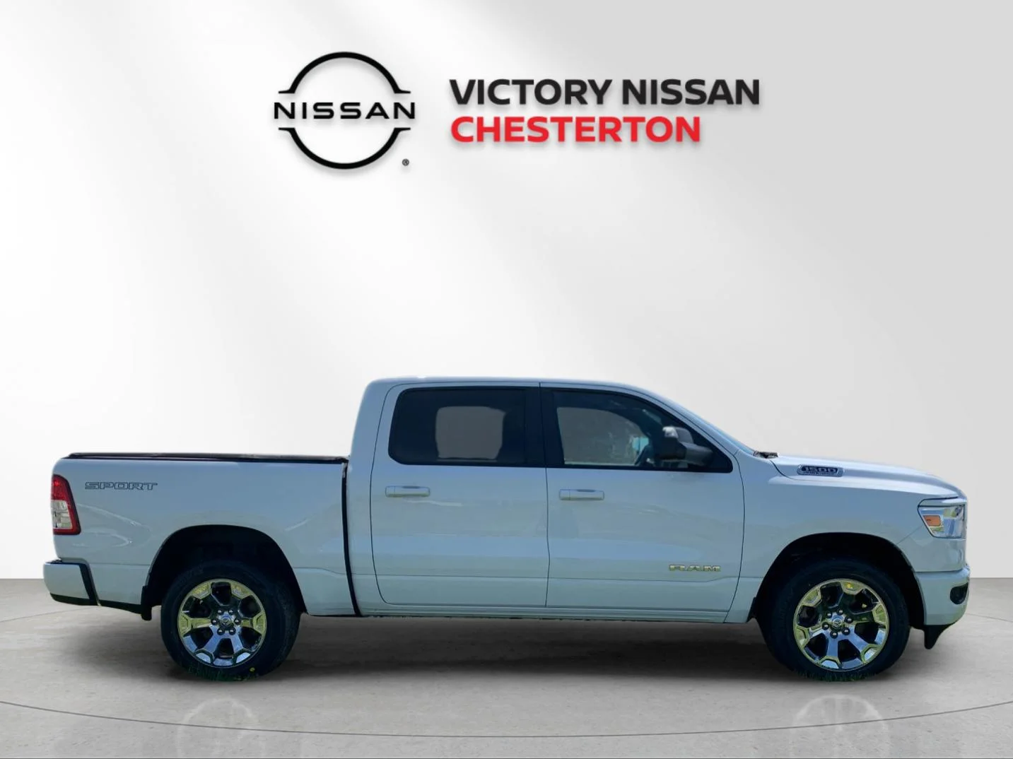 Used 2022 White Ram Big Horn/Lone Star image 6