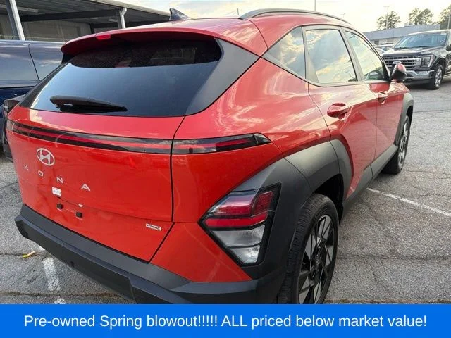 Used 2024 Orange Hyundai SEL image 7