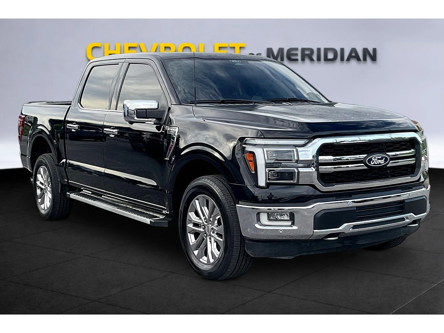 Used 2024 Black Ford LARIAT image 1