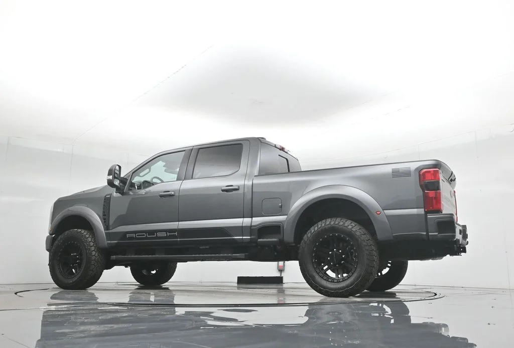 New 2026 Carbonized Gray Metallic Ford Lariat image 53