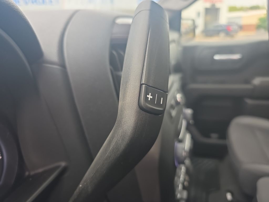 Used 2023 Black Chevrolet Custom image 26