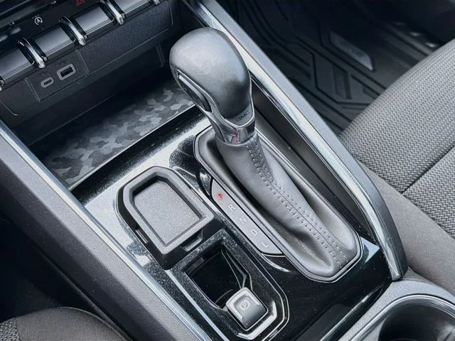 Used 2025 Black GMC Elevation image 17