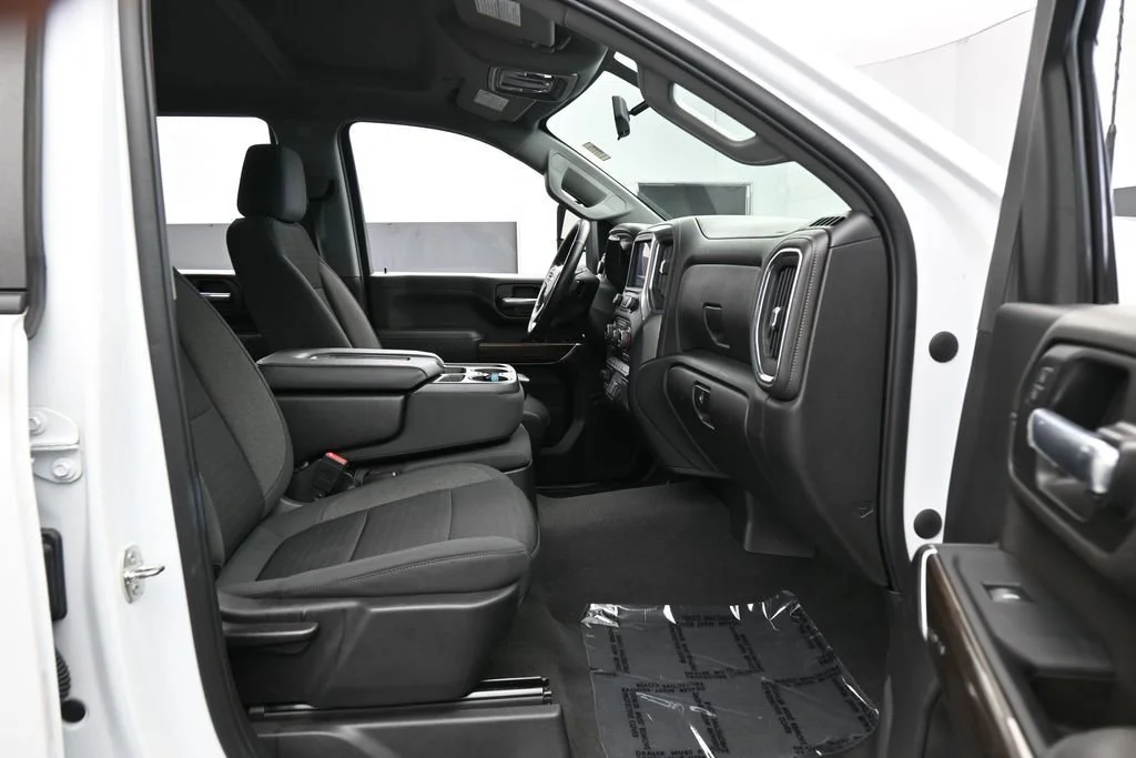Used 2022 Summit White Chevrolet LT image 37