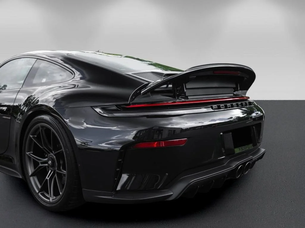 Used 2026 Jet Black Metallic Porsche GT3 image 19