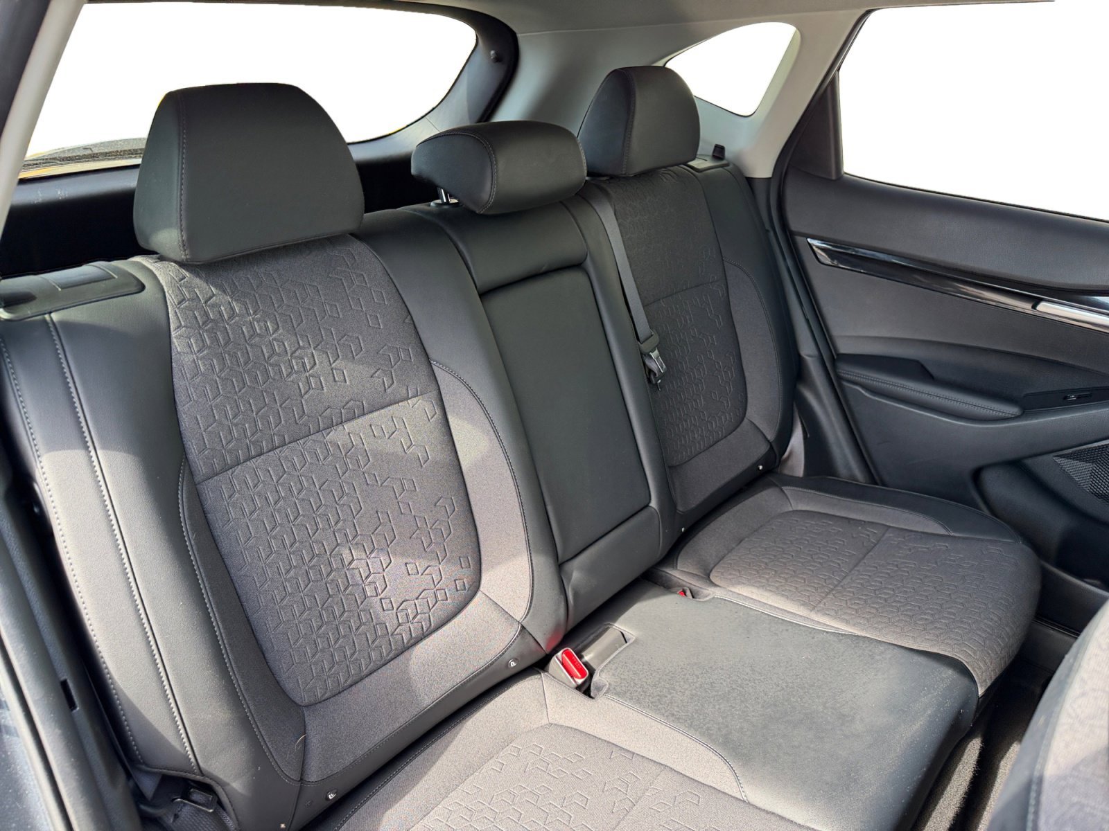Certified Used 2024 Gravity Gray Kia X-Line image 34