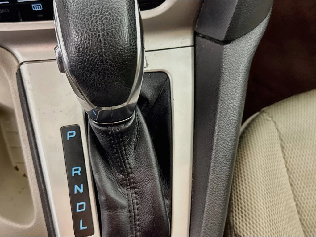 Used 2014 Oxford White Ford SE image 19