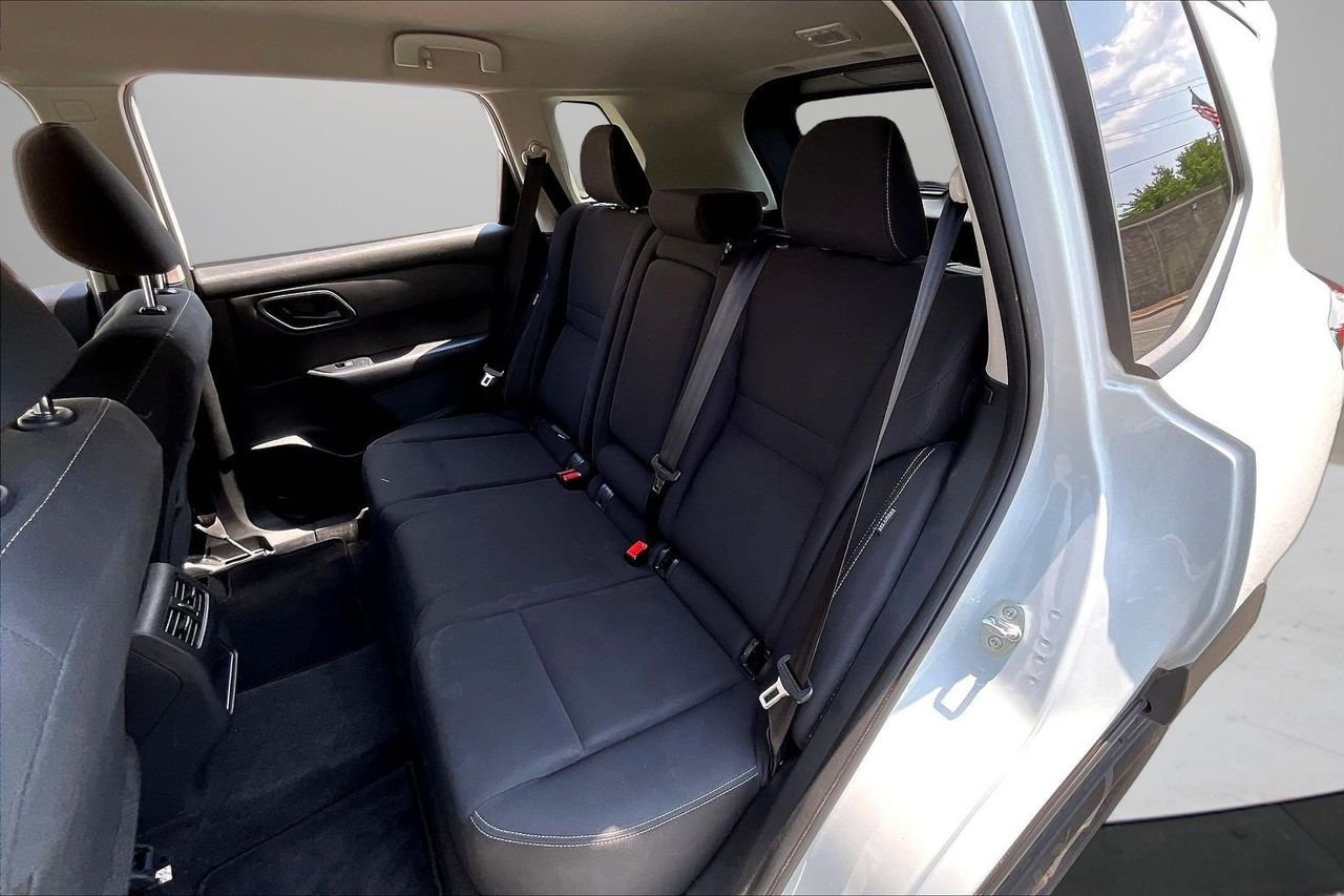 Used 2024 White Nissan S image 22