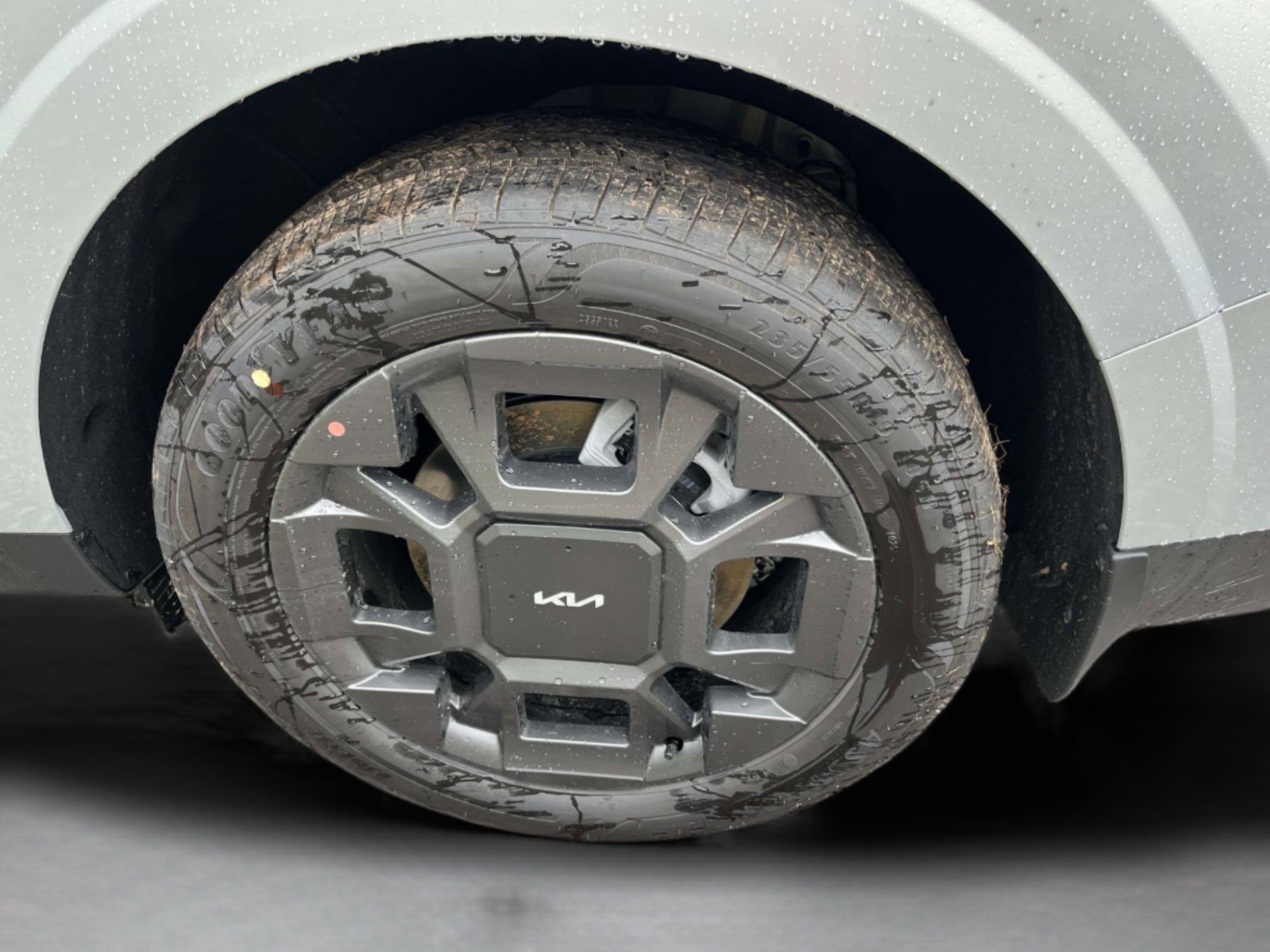 New 2026 Ivory Silver Kia EX image 11