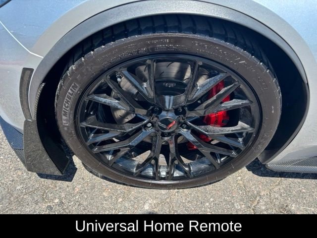 Used 2016 Blade Silver Metallic Chevrolet Z06 image 10